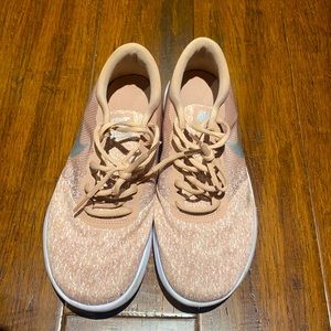 Nike size 10 Flex Contact running shoes- blush color